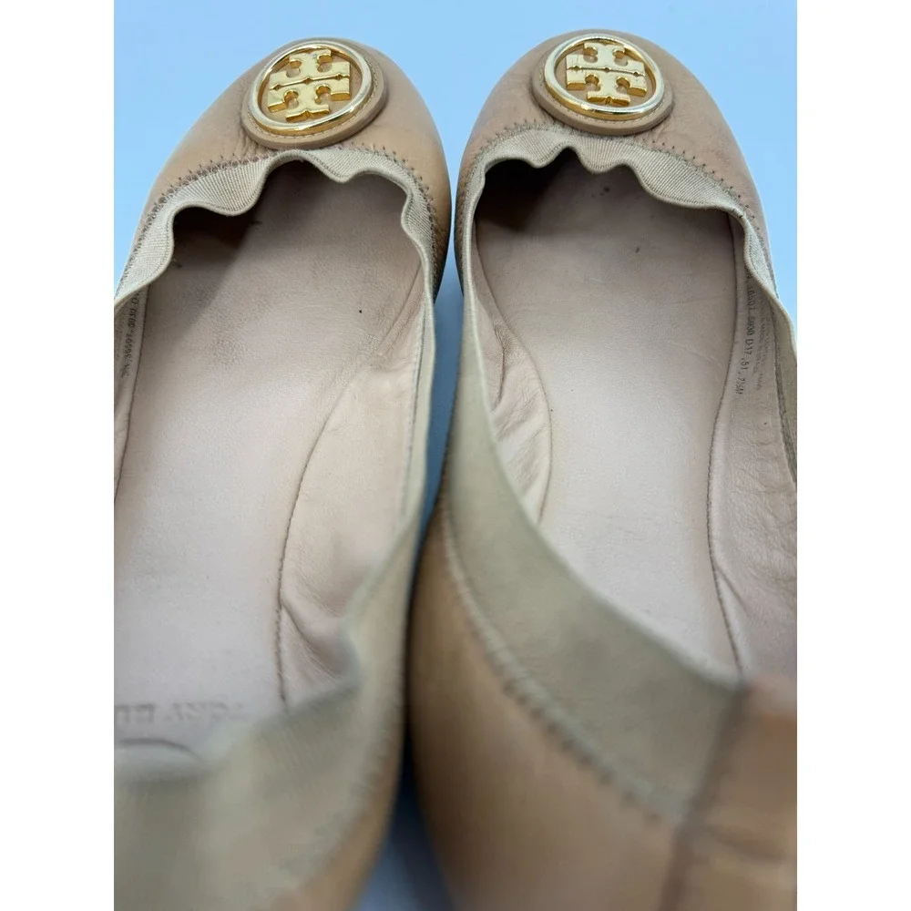 Tory Burch Reva Ballet Flats Size 7.5M Tan Leather Gold Logo Classic Preppy Chic